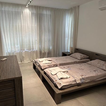 סוזופול Gitea Sand Lilies Apartments מראה חיצוני תמונה